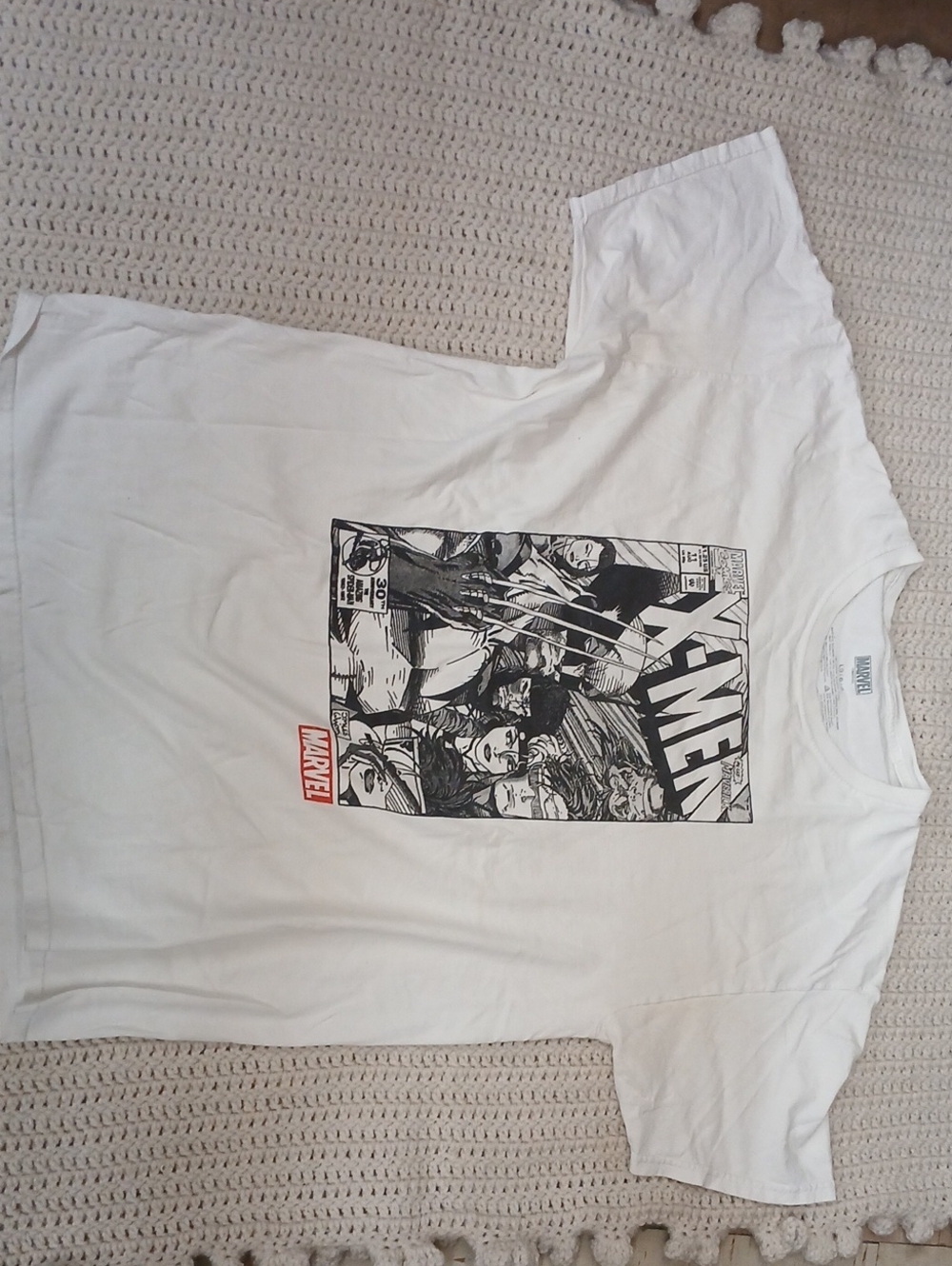 Marvel White X-Men Graphic Tee - Black Print with Red Logo